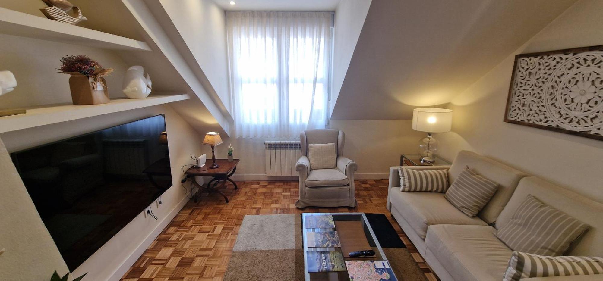 Appartement La Buhardilla De La Escalerona - 2 Hab - Vut-4354-as
